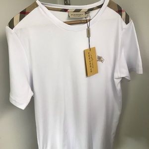 Burberry T-shirt